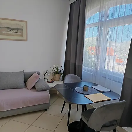 Milka Apartment Hvar Town